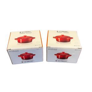 2 Stoneware Le Creuset Mini Round Cocotte 8 oz  250 mL oyster color New in Box